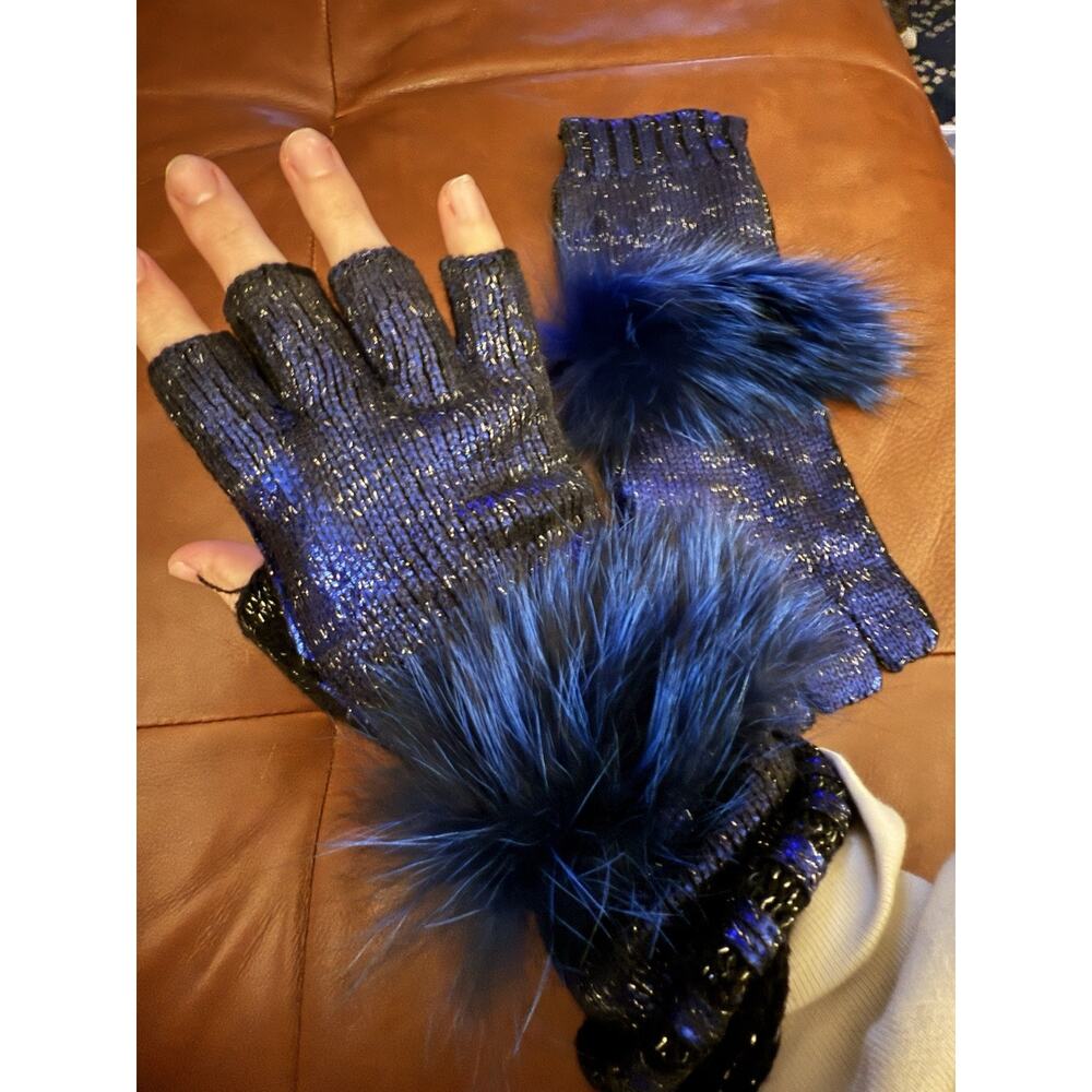 Michie’s Knit Metallic Blue Black Gloves Genuine Fox Fur Cuffs Fingerless